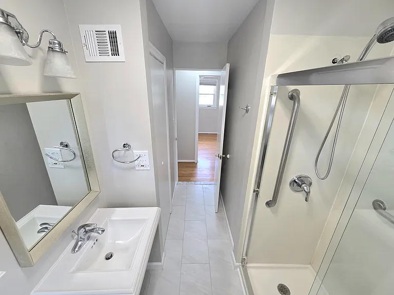 7020 Quander Rd — Photo 21