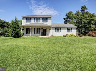 8895 Mentzer Gap Rd, Waynesboro, PA 17268