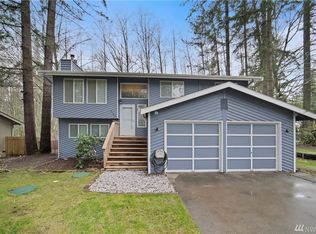 4149 Big Beef Xing NW, Bremerton, WA 98312
