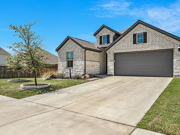 2nd image of 1101 Terrace View Dr