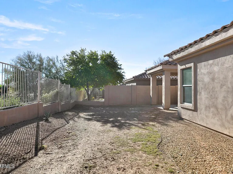 9303 E Whitewing Dr — Photo 31