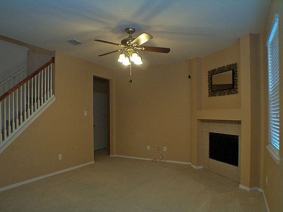 5th image of 6113 Photinia Ave
