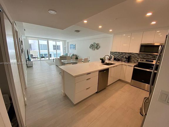 3rd image of 5601 Collins Ave APT 412A