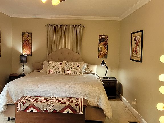 3rd image of 1611 Meadowthorpe Ave
