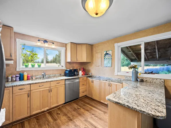 599 Dome Mountain Ave, Libby, MT 59923