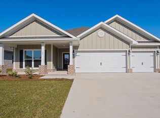 48 W Farm Owl Dr, Freeport, FL 32439