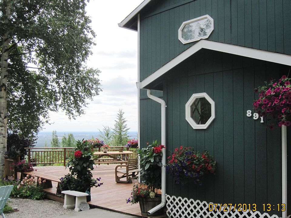 1st image of 891 Landon Ln