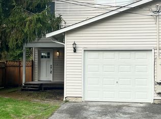 411 170th Pl SW #1, Bothell, WA 98012