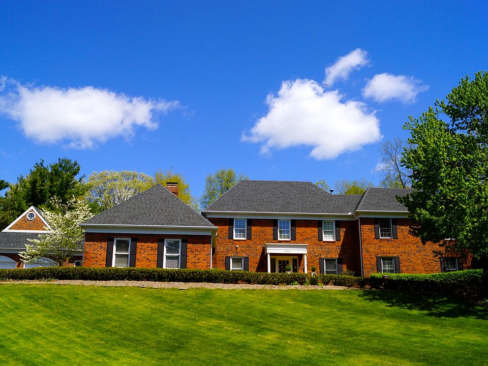 1st image of 400 High Orchard Dr