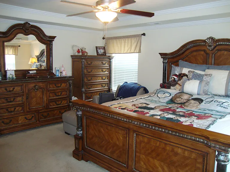 709 Valentine Ln — Photo 26