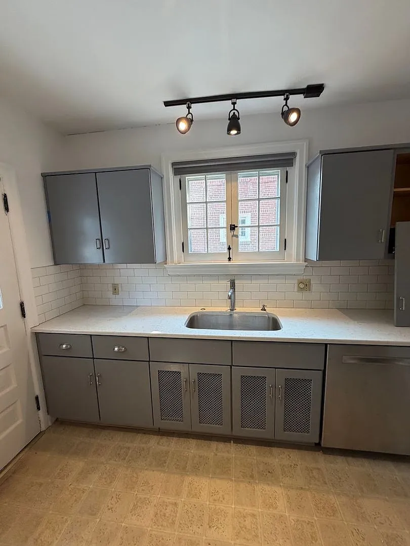 Spacious 4 Bedroom Home for Rent Wyomissing — Photo 4