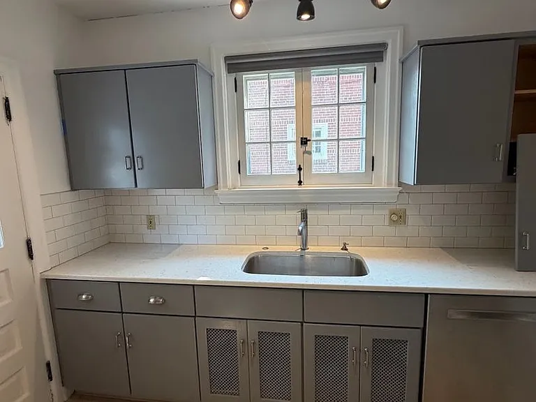 1512 Cleveland Ave — Photo 3