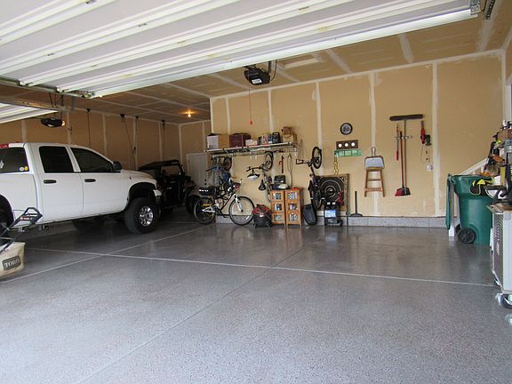 Three 1/2 car garage