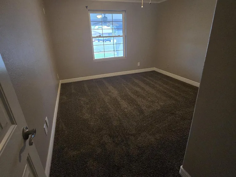 3745 W Lupine Ave — Photo 11