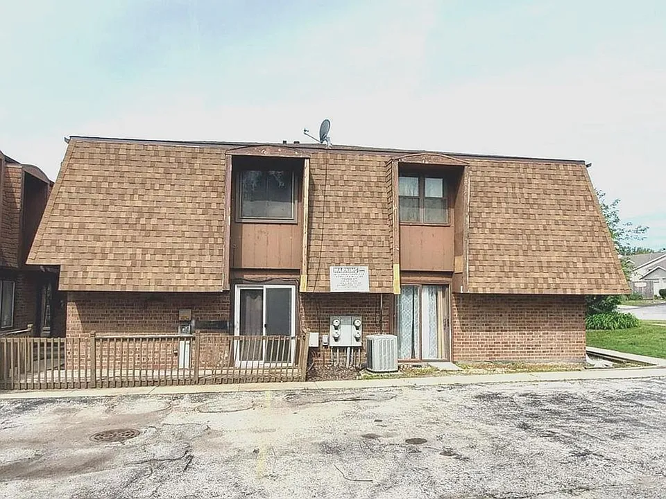 12739 S Kenneth Ave #L