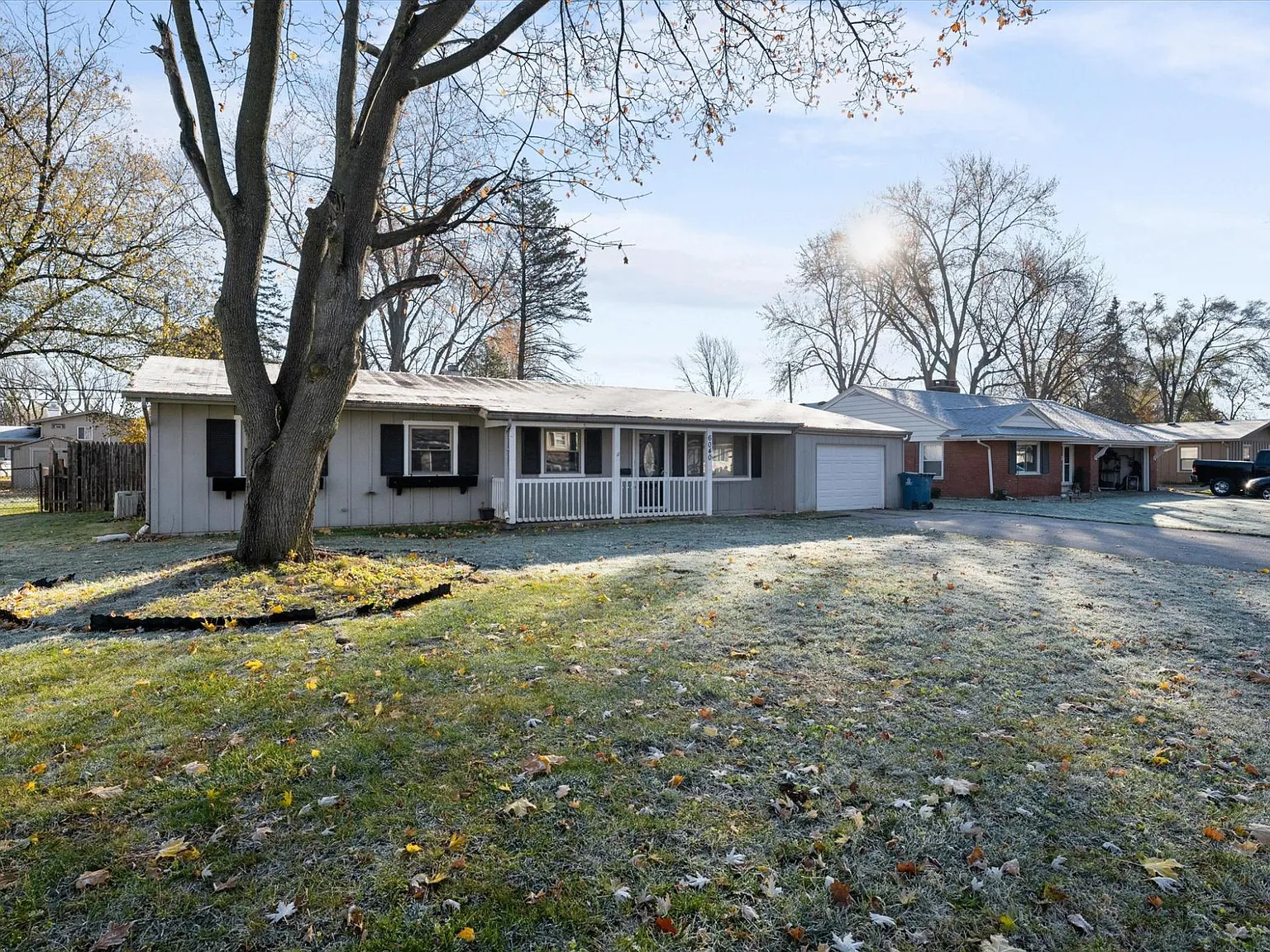 6040 Graystone Dr — Photo 4