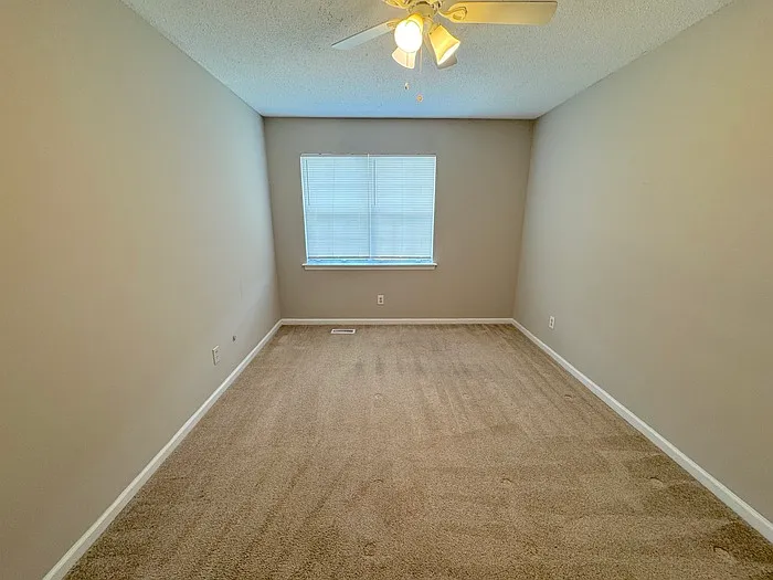 5404 Grand Lake Cres — Photo 27
