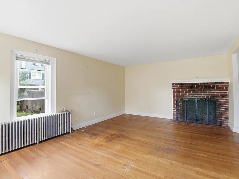 163 Standish Rd #B — Photo 3