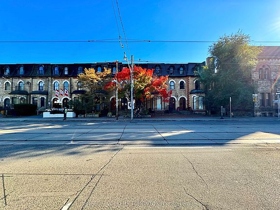 3rd image of 167 Carlton St