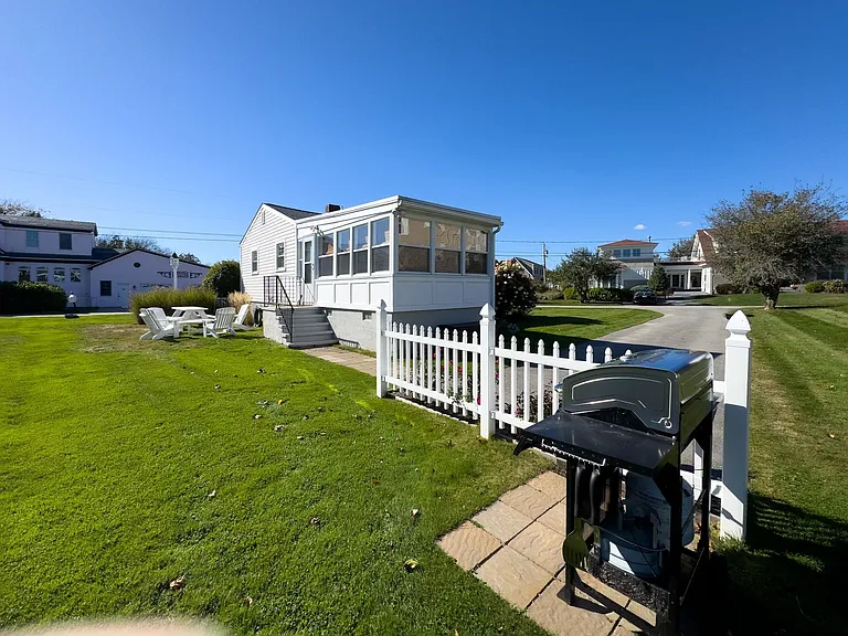 53 Foss Cir — Photo 6