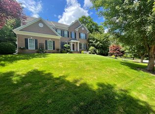 90 Haggarty Hill Rd, Saunderstown, RI 02874