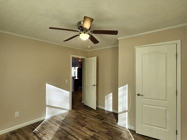 312 McLean Heights Ct — Photo 20