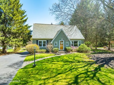 3 Wildwood Drive, Loudonville, NY, 12211