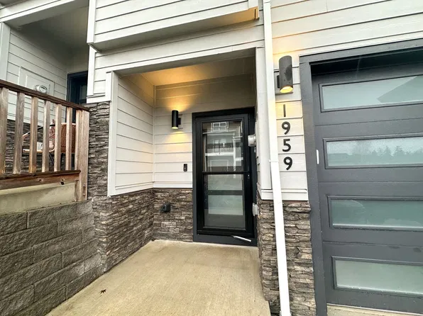 1959 Kari Dawn Ave SE, Salem, OR 97306