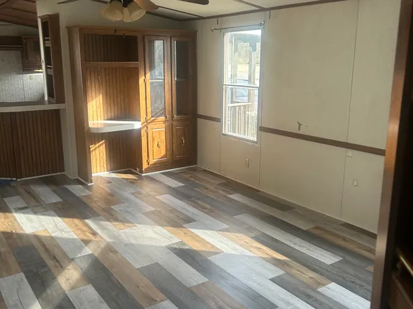 5948 Hibernia Dr, Grifton, NC 28530