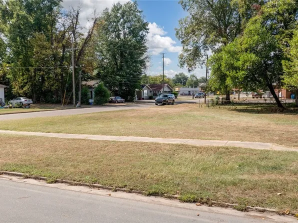 1750 Queen City Ave, Tuscaloosa, AL 35401