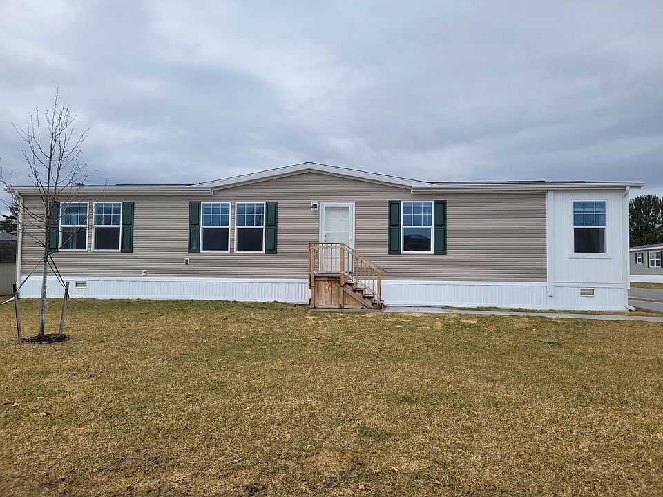 1st image of 1585 Ray Blvd #689