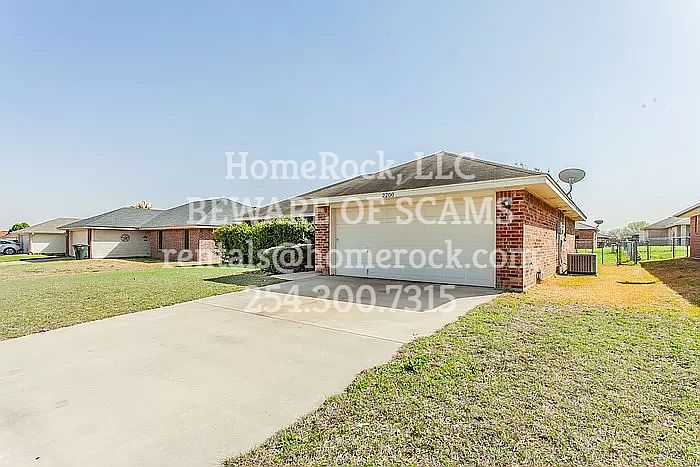 1st image of 2200 Moonstone Dr