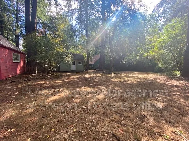 3550 Lake Grove Ave — Photo 7