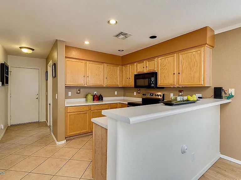 1348 S Heritage Dr — Photo 11