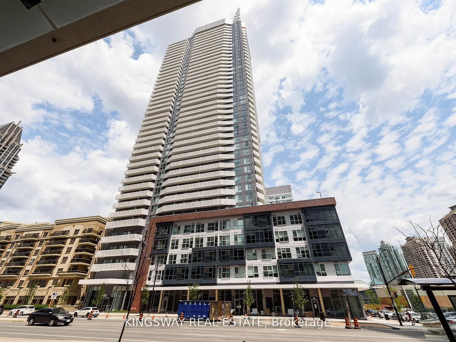 3 bed, $3,000 — Photo 2
