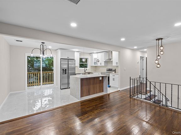 2nd image of 2907 Sipp Avenue