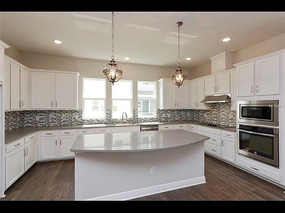 4th image of 9595 Cavendish