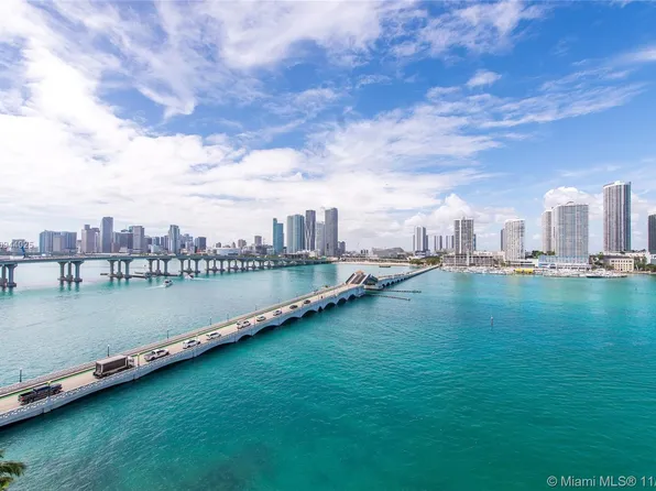 801 N Venetian Dr #1008, Miami, FL 33131