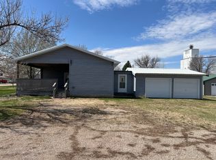 238 True St, Hoven, SD 57450