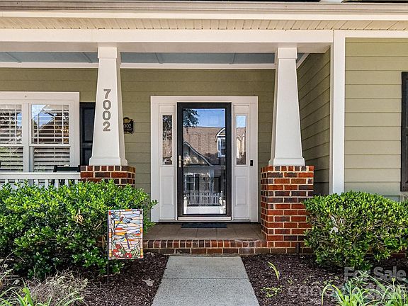 4th image of 7002 Ladys Secret Dr