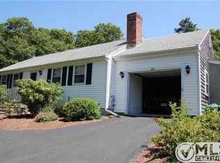 38 Turtleback Rd, Marstons Mills, MA 02648