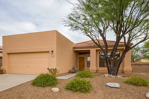 3073 W Placita Montessa Photo 1