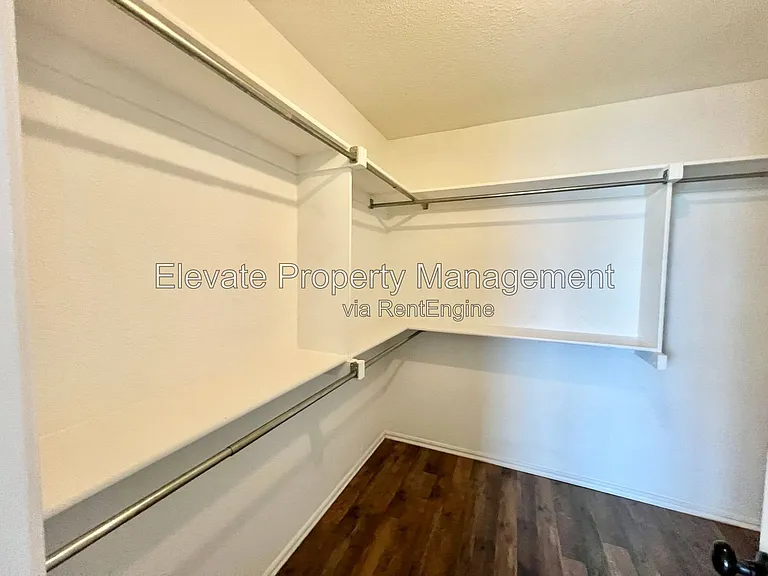 16405 Otter Dr — Photo 9