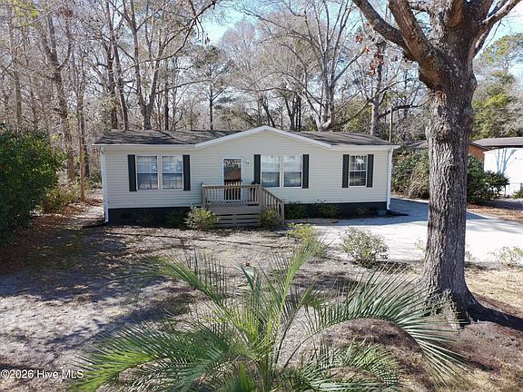 2nd image of 407 Maple Street SW