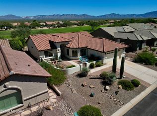 1190 N Laurel Glen Dr, Green Valley, AZ 85614