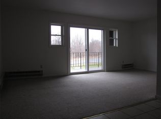 21242 Oxford St APT 21, Carthage, NY 13619