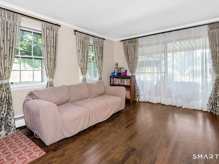 180 Weeping Willow Ln — Photo 8