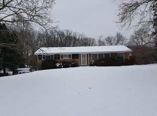 3056 Sherbrook Dr, Uniontown, OH 44685