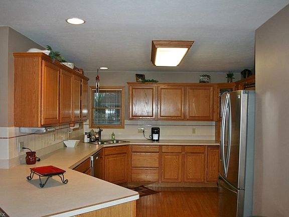 3rd image of 2248 Peregrine Dr