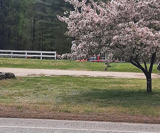 5th image of 76 Hall Rd
